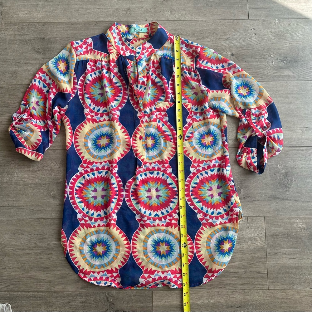 Colorful Geometric Print Blouse - size medium - Picture 2 of 5